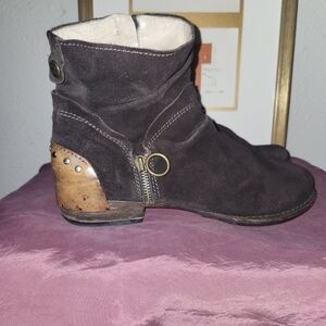 Area Forte Suede Distressed Ankle Boots Size 38